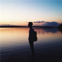 爱旅游的男生背影qq头像🌅帅气全身图片大全【氛围感旅行专题】