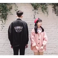 qq情侣头像双人情头一人一张真人📸主打「生活切片」叙事