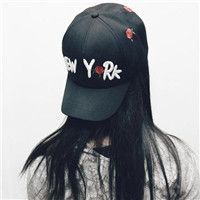 女孩QQ戴帽子背影头像🎯主打霸气真人系列