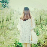 qq头像女生背影唯美✨精选多风格女唯美背影图集