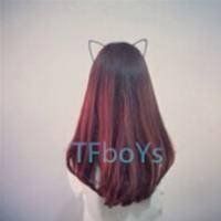 女生头像tfboys带字背影🌟专属四叶草的带字背影头像