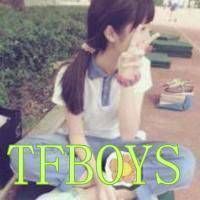 女生头像tfboys带字背影🌟专属四叶草的带字背影头像