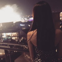 2025女生背影头像🌌收录18张长头发女生唯美背影