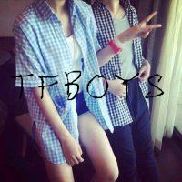 霸气头像女生背影带字tfboys🔥专属四叶草的背影告白计划