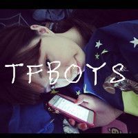 霸气头像女生背影带字tfboys🔥专属四叶草的背影告白计划