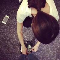侧面头像女生唯美漂亮🌙精选街拍风女生背影头像系列
