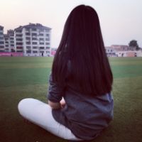 头像女背影或侧面长发🎑精选坐姿长发背影头像