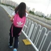 QQ女生头像背书包可爱真人🎒精选萌系背书包头像