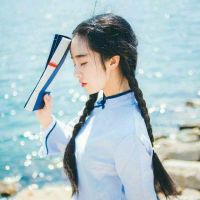 女生头像坐着全身侧面🌿精选盘腿坐清纯唯美侧身头像