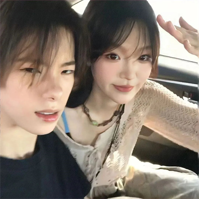 甜蜜非常的恩爱版情侣头像 精致的高质量情侣头像