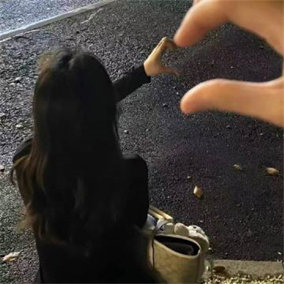 超温馨的浪漫情侣头像 很亲密的好看优质情侣头像
