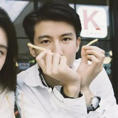 很好看的唯美情侣头像 唯美又超级幸福的好看情侣头像