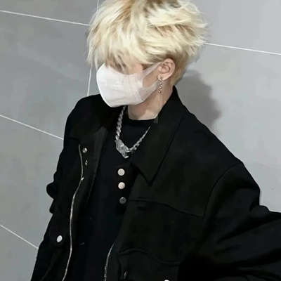 唯美又好看的男生头像 帅气又很精致的帅哥男生头像合集