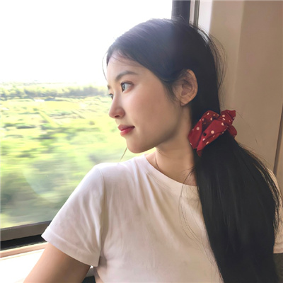 朦胧好看的精致女生头像合集 超级精致唯美的好看女生头像