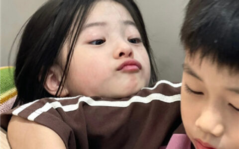 朦胧美感的甜甜情头 超萌好看且甜的真人情头
