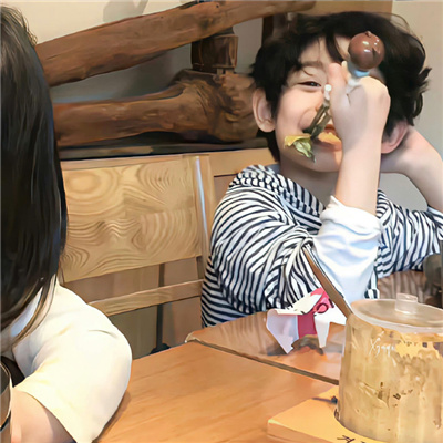 朦胧美感的甜甜情头 超萌好看且甜的真人情头