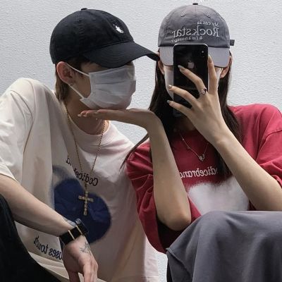 很有氛围感的幸福情侣头像 看起来就十分幸福的亲密情侣头像