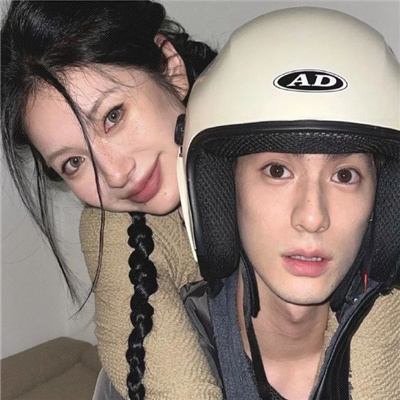 很适合又超甜蜜的情侣头像 简简单单又很幸福的精致情侣头像