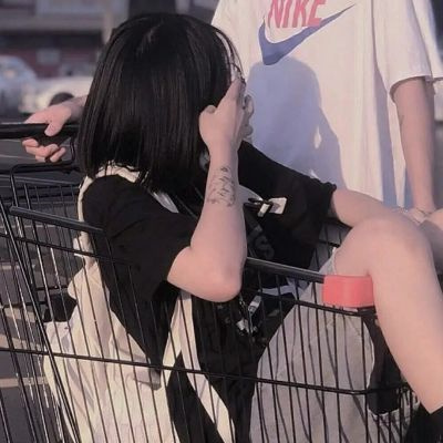 好看甜蜜的情侣头像合集 自在又超开心的浪漫情侣头像