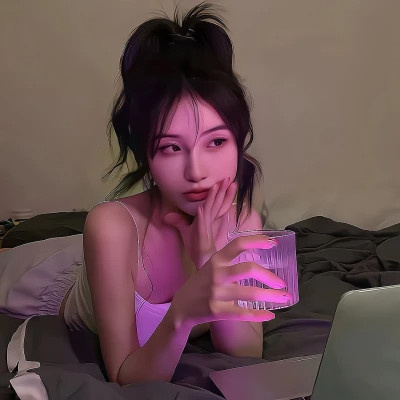 高级的情头男女一人一张 干净时尚情侣头像一人一张