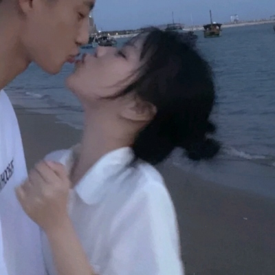 浪漫又好看的温暖女生头像 亲密又好看的精致优雅女生头像