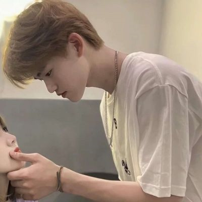 很幸福的优质女生头像 很浪漫又温柔的甜蜜精致女生头像