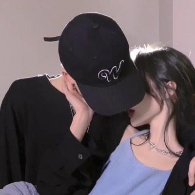 好看又精致的情侣头像 亲密又高清的甜蜜情侣头像合集