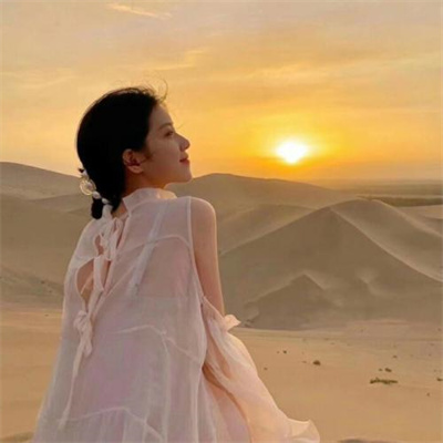 很好看的精致浪漫情侣头像 浪漫唯美有又很自在的女生头像