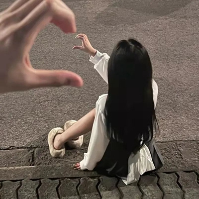 很甜蜜又温馨的情侣头像 看起来特别恩爱的小众情侣头像
