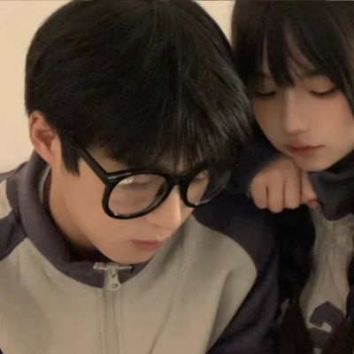 精致好看的甜蜜情侣头像 很日常又分不开的亲密情侣头像