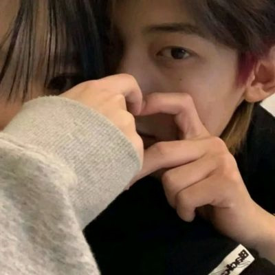 亲密无间的精致情侣头像 超温柔又好看的甜蜜情侣头像