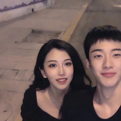 快乐又幸福超明显的情头 很有爱非常甜的恩爱情侣头像