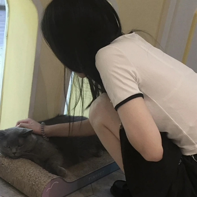 甜蜜温柔的情侣头像 高清并且很幸福的真人情侣头像