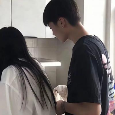 学生党必备很甜的情头好看 很细致的宠溺对方的好看情头