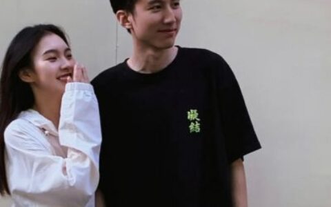 拥抱在一起很优质的情头 情侣很个性的超级甜的头像合集