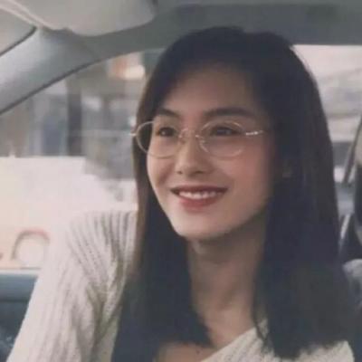 人气很高的美女头像精选 热门很好看很纯女生魅力头像
