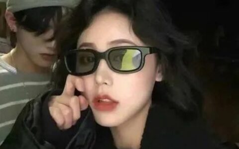 最甜撩人超甜情头一人一半 真人ins风超好看很恩爱的情头