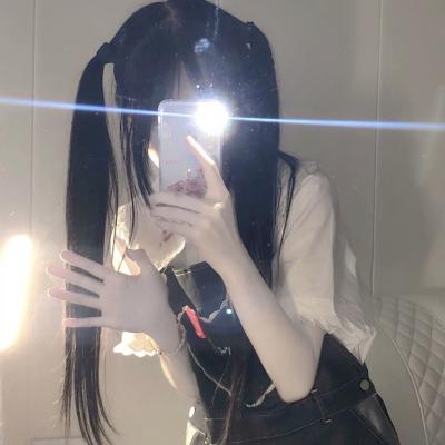 真人敲可爱的甜美女孩头像 魅力十足的很有氛围女生意境头像