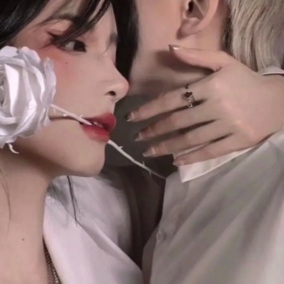 情侣头像一男一女情头真人 真人ins风情侣头像高级质感