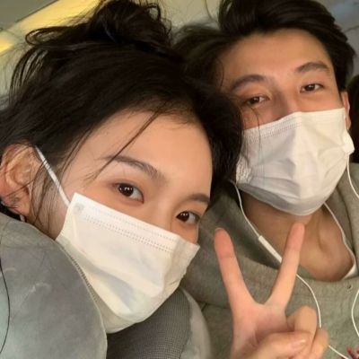 很甜美恩爱的浪漫情头 真人露脸精致一左一右情侣头像