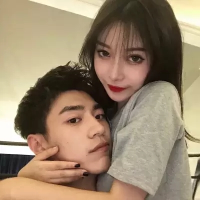 很好看很精致可爱的情头 全新很优质的很好看情侣头像
