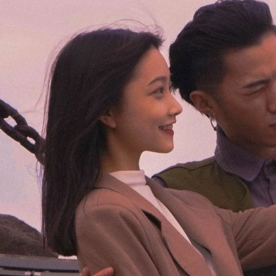 看起来超浪漫甜蜜的qq情头 明显唯美氛围感真人情侣头像图片
