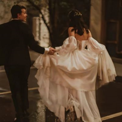 看起来超浪漫甜蜜的qq情头 明显唯美氛围感真人情侣头像图片