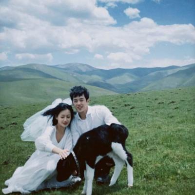 看起来超浪漫甜蜜的qq情头 明显唯美氛围感真人情侣头像图片