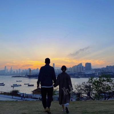 稀有罕见的成熟酷拽情侣头像图片 高级高冷双人同框情侣头像图片