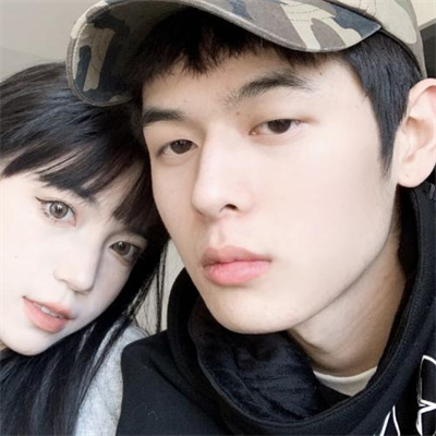 百看不厌的单张情头图片合集 优质高清的小众时尚情侣头像图片