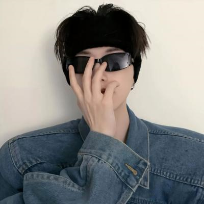2023ins风好看学生可用情侣头像 高级简单一男一女情头图片