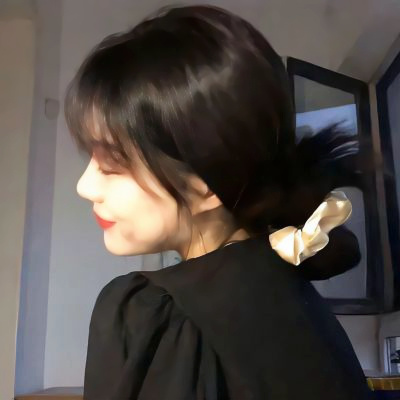不易被察觉的情侣头像图片 真人一人一张高清好看的浪漫情头