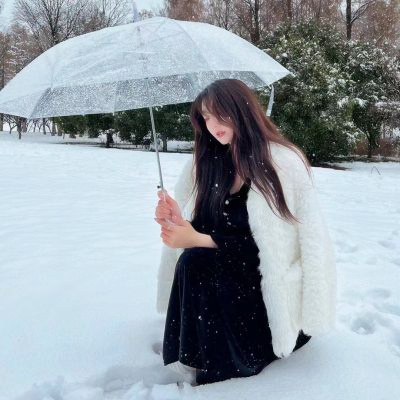 简约低调又不失高级感的情头 干净好看比较清晰的一男一女情头