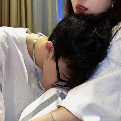 唯美又恩爱的真人情侣头像 独一无二高颜值的情侣头像